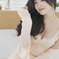모델 홍지은 촬영회 드레스 가슴골