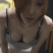줄넘기 하는 연나비 회색 민소매 숙인 가슴골