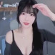 수련수련 CK 캘빈클라인 블랙 브라 가슴골