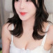 수련수련 화이트 민소매 의상 가슴골 청순 미모