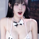 한갱 살색 브라 묵직한 가슴골 젖소 끈비키니 몸매