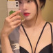 셀카 찍는 영돌 @yh.ffancy 블랙 수영복 가슴골