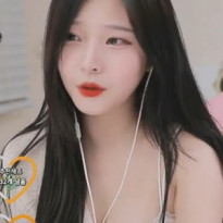 청순해보이는 BJ 박민정 끈 슬립 가슴골 살짝