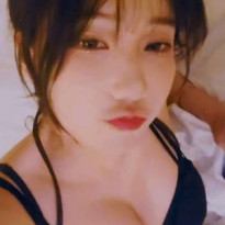 마젠타 숙소 폰방 블랙 레이스 슬립 가슴골