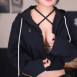 퀸다미 빈폴 집업 지퍼 내려서 보여주는 CK 브라 알 가슴골
