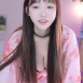 둘기얏 유카타 입고 숙인 가슴골 뛸때마다 출렁임
