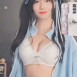 수련수련 바짝 올려입은 하늘색 돌핀팬츠 흰 브라 가슴골