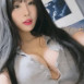 눕방 한갱 채우지 못한 단추 겨우 버티는 옷핀 가슴골